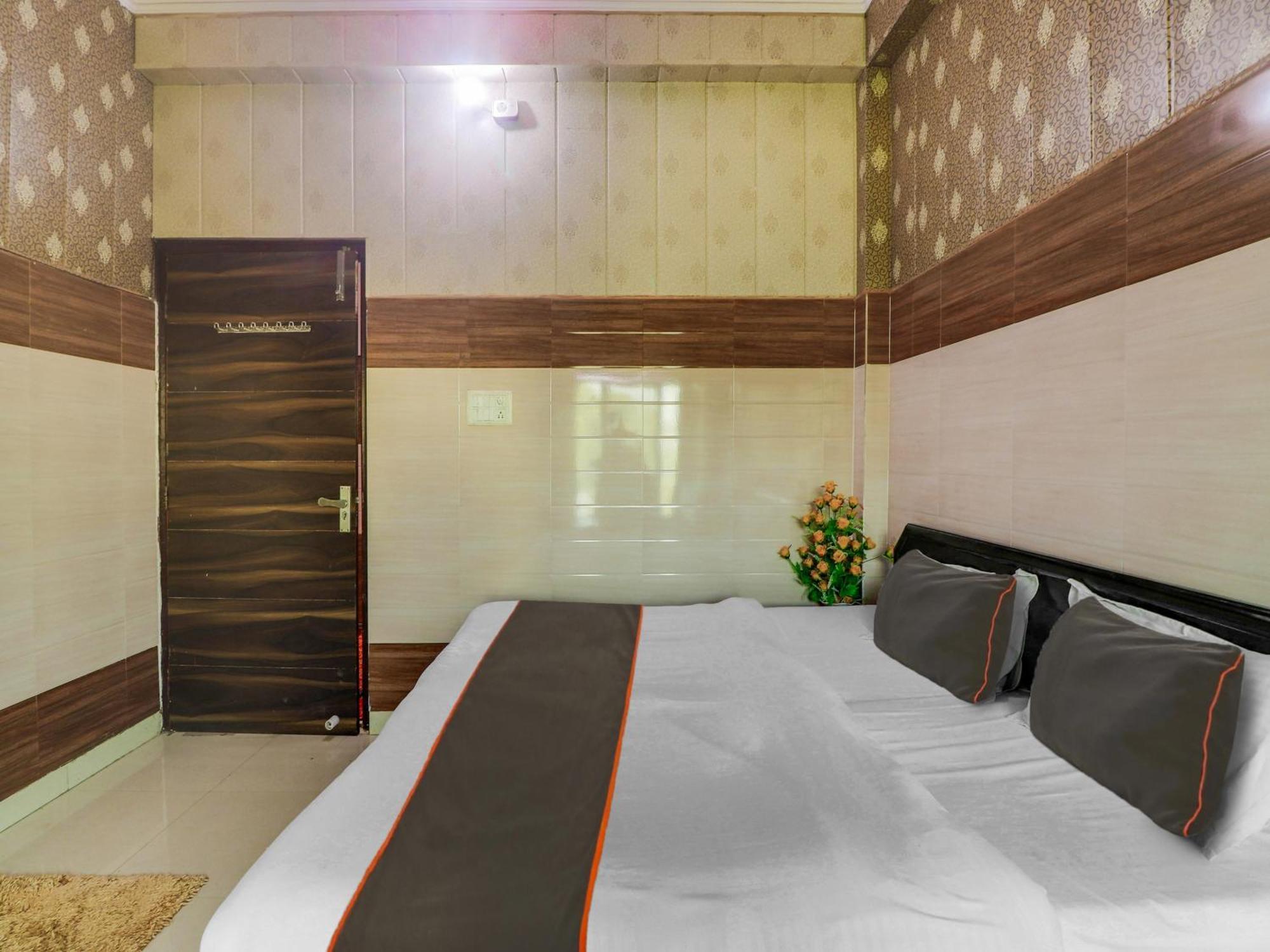 Collection O Paradise And Restaurant Hotel Kashipur Luaran gambar